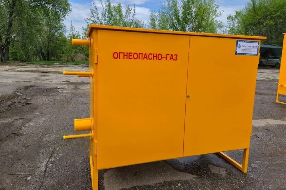 ГРПШ-ГКС-13-2НУ1 с двумя линиями редуцирования давления газа для комбикормового комбината в Краснодаре