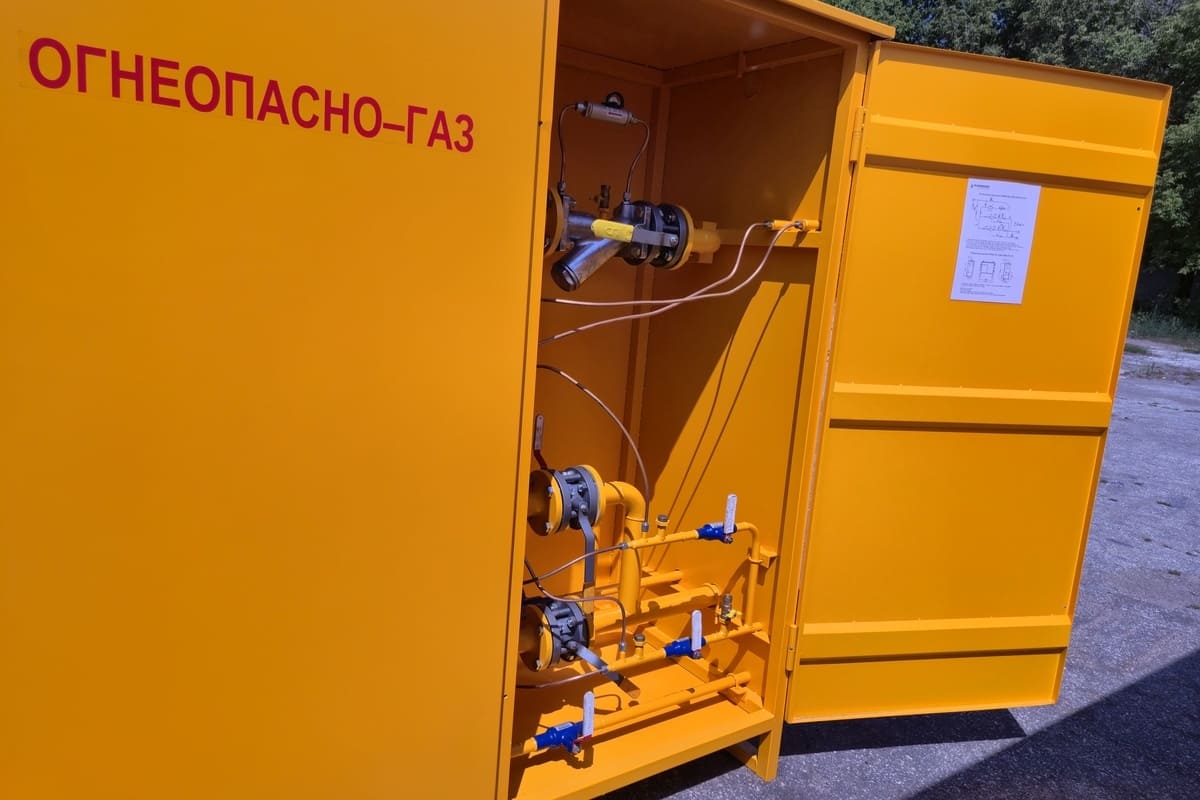 Внутреннее устройство ГРПШ-ГКС-FRG/2MB-2У1-СГ с регуляторами давления Madas FRG/2MB